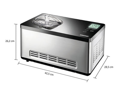 Die Unold Eismaschine Gusto inklusive Eisbuch 2 L ist eine Eismaschine aus Edelstahl mit transparentem Deckel, Digitalanzeige und Bedientasten oben. Sie ist 26,2 cm hoch, 42,5 cm breit und 28,5 cm tief.