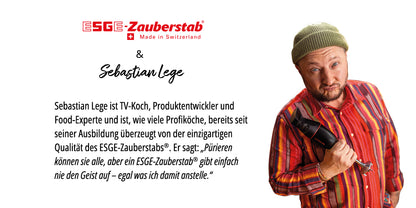 Sebastian Lege hält den ESGE-Zauberstab Bundle E 120 Select Creme von Unold in der rechten Hand und blickt schräg in die Kamera. Links ist ein Zitat von ihm zur Produktqualität sowie das Logo des ESGE-Zauberstab® zu sehen.