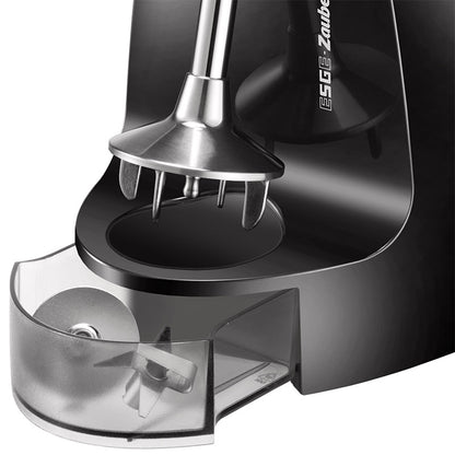 Nahaufnahme des Stabmixers Unold ESGE-Zauberstab® M 200 Chrom in Schwarz und Silber, wobei Mixkopf und Messeraufsatz in einem transparenten Bodenfach verstaut sind.